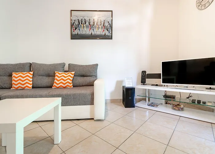 Apartment Idyllisches Mit 2 Bikes, Grill, Haustiere Erlaubt, Safe, Wifi *