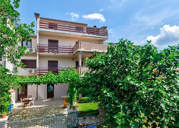 Apartment Idyllisches Mit 2 Bikes, Grill, Haustiere Erlaubt, Safe, Wifi