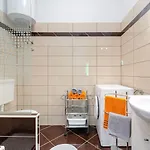 Idyllisches Mit 2 Bikes, Grill, Haustiere Erlaubt, Safe, Wifi * Crikvenica