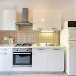 Apartment Idyllisches Mit 2 Bikes, Grill, Haustiere Erlaubt, Safe, Wifi Crikvenica