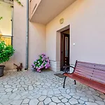 Apartment Idyllisches Mit 2 Bikes, Grill, Haustiere Erlaubt, Safe, Wifi *