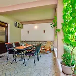Idyllisches Mit 2 Bikes, Grill, Haustiere Erlaubt, Safe, Wifi *
